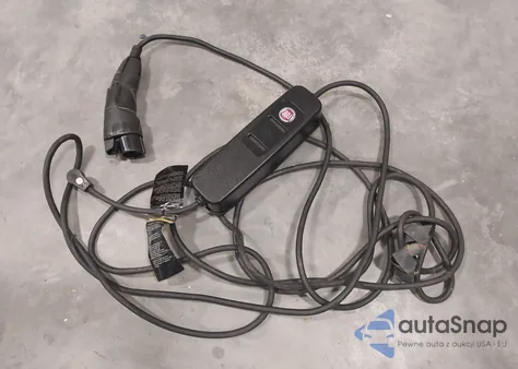 2013 Fiat 500E Battery Electric из США, поврежденный, VIN 3C3CFFGE7DT744496